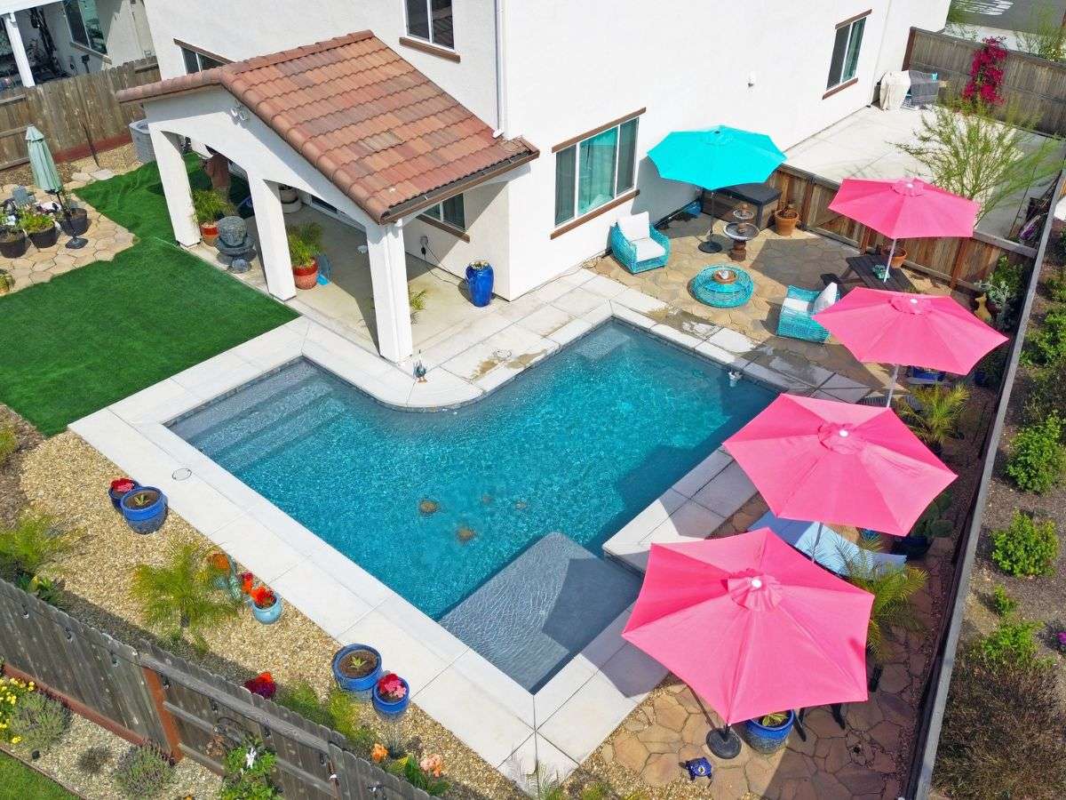 Swimming Pools for Small Backyards