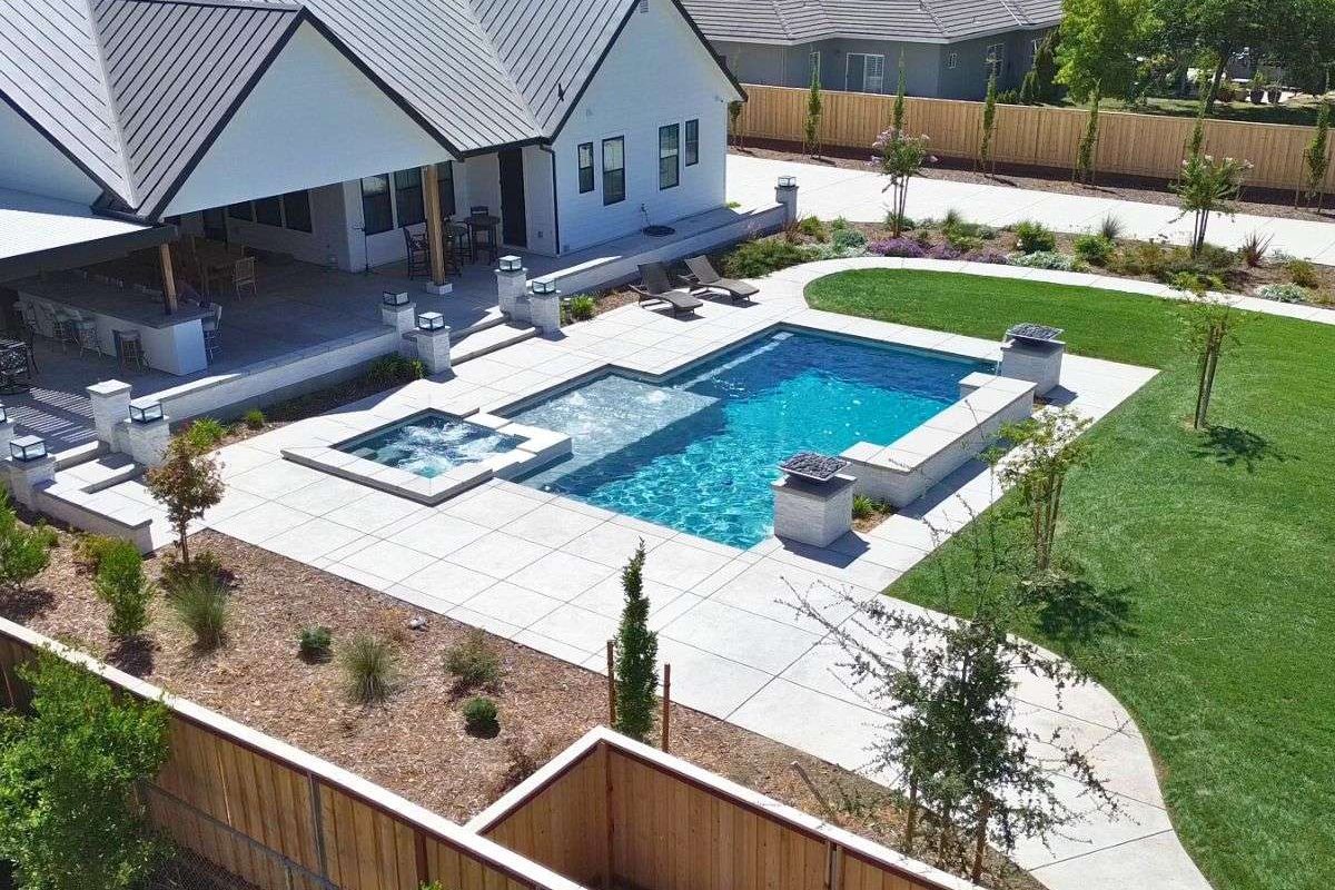 Luxury Swimming Pools